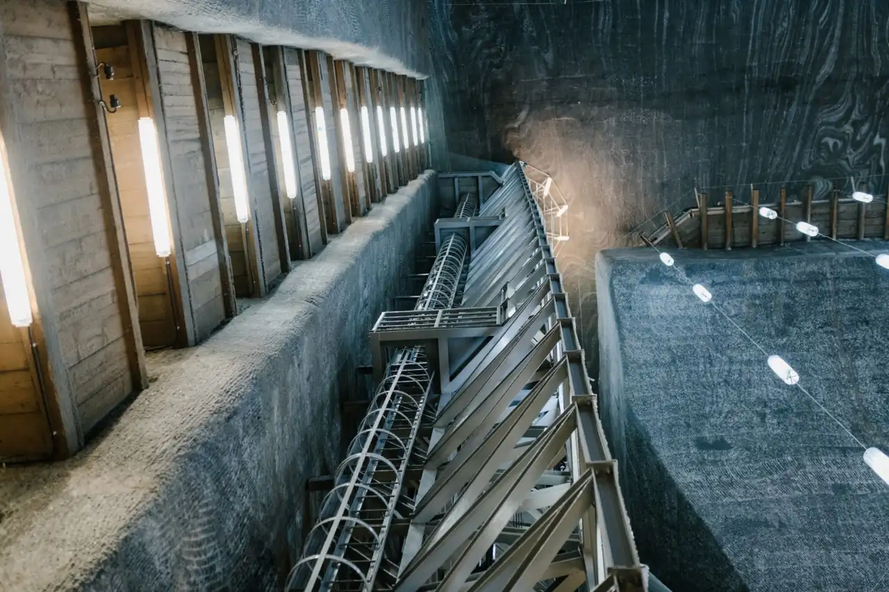 盐城建筑模板选型对混凝土成型质量的影响分析