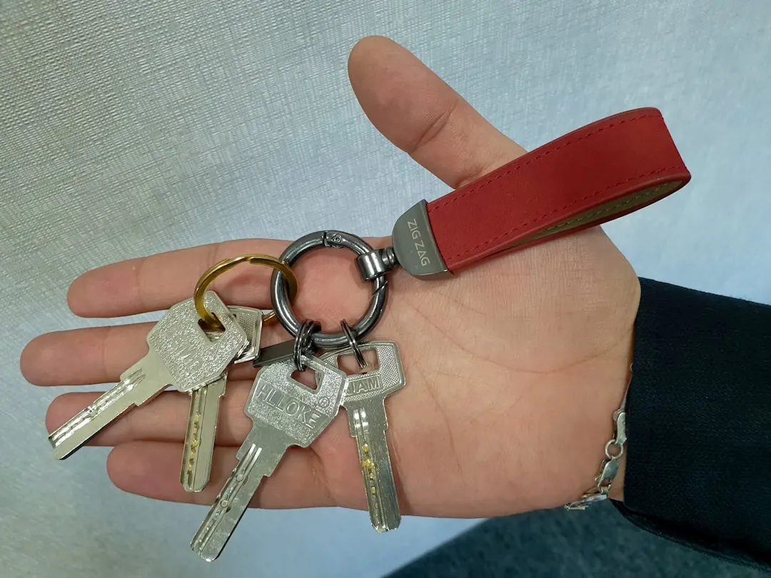 多层板与木方在混凝土成型中的关键作用及选配方案